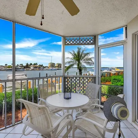Grand Bay 115 Villa